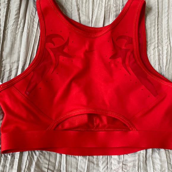 Nike sports bra - Picture 5 of 6